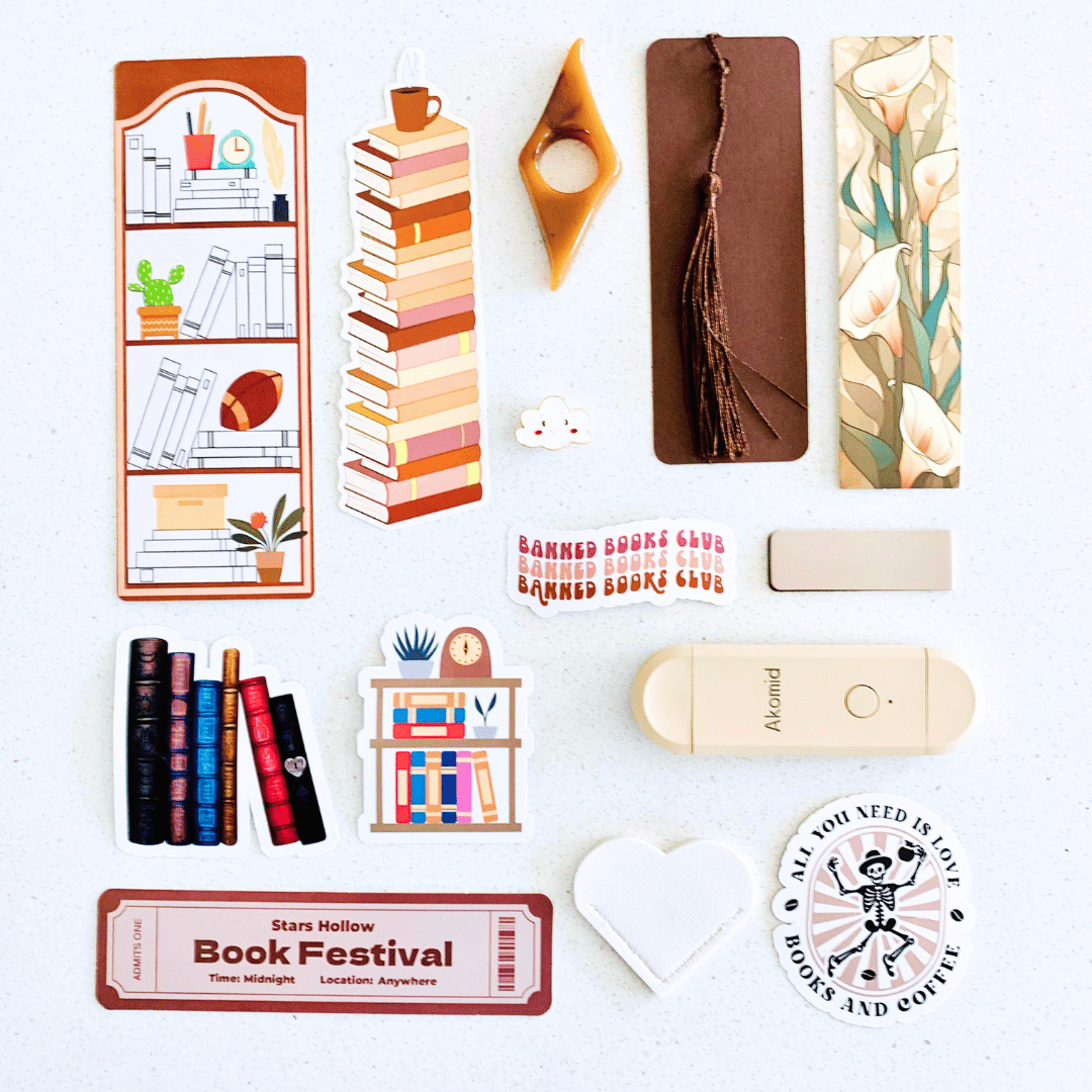 Deluxe Reading Essentials Bookish Bundle